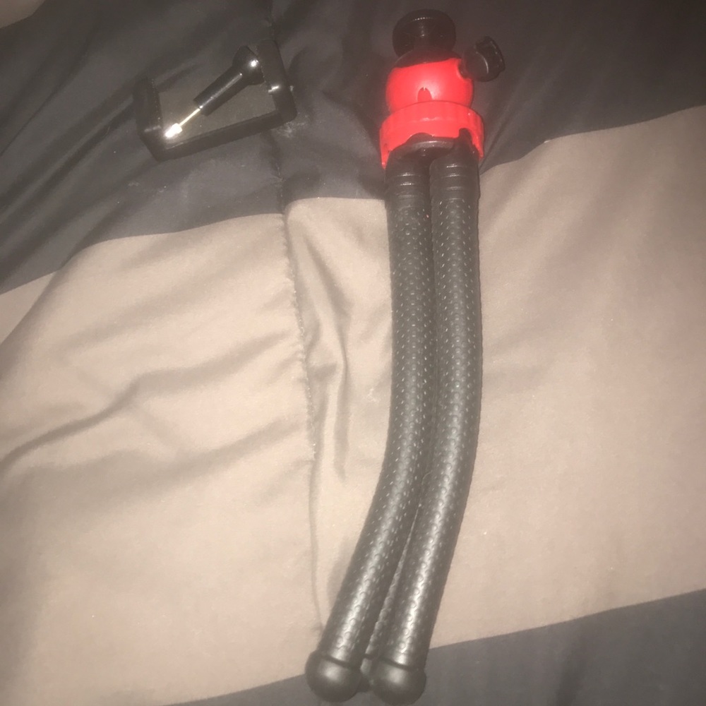 Camera/Smartphone Tripod - Picture 3 of 3